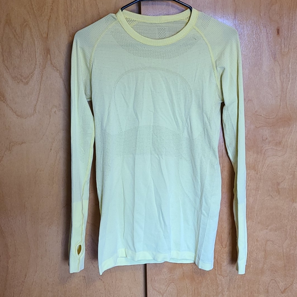 Lululemon Athletica Long Sleeve Shirt